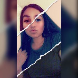 Meet your Posher, Lezette